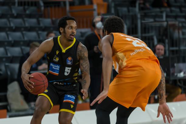 进攻球员通 进攻球员通