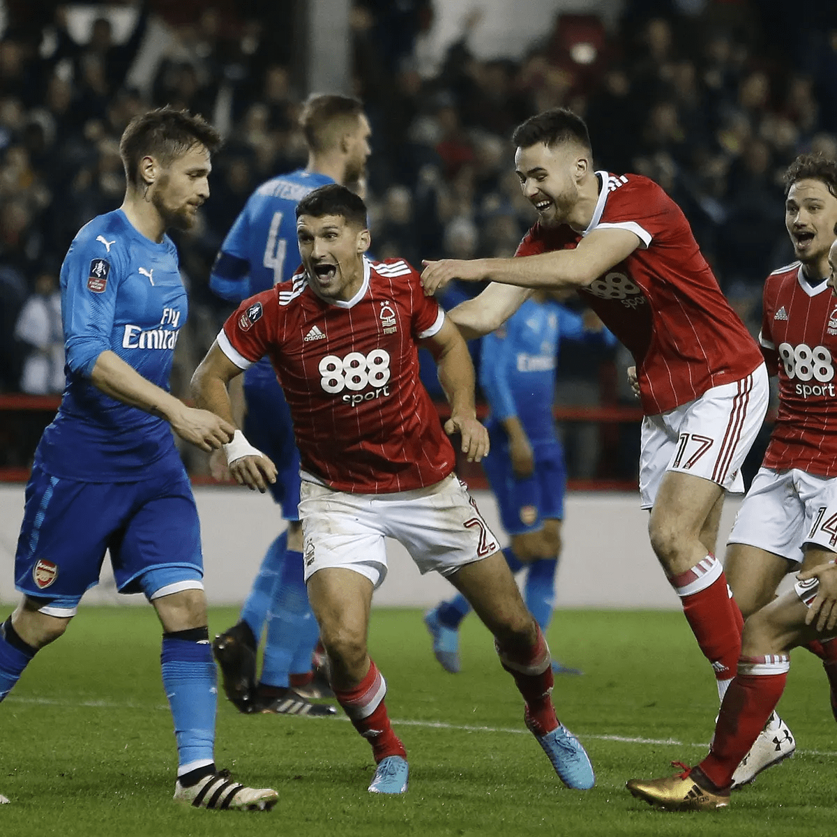 关键位置的 关键位置的